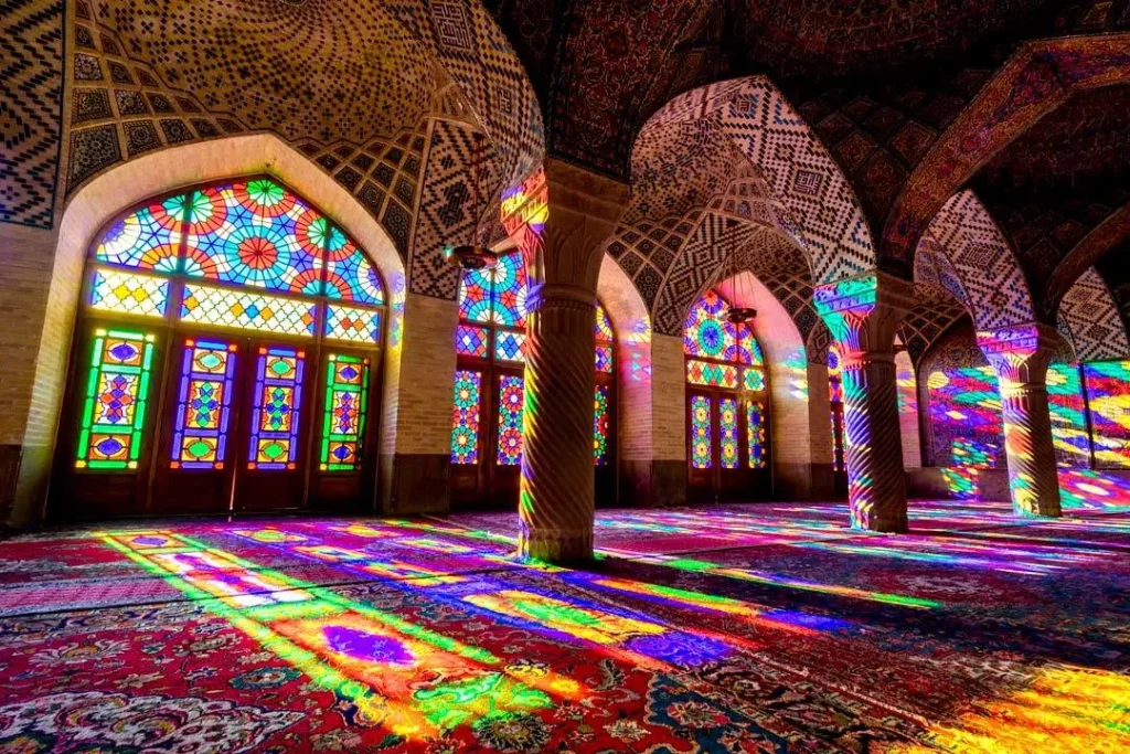 متن کوتاه در مورد شیراز ( جملات ادبی و شعر درباره شهر شیراز )